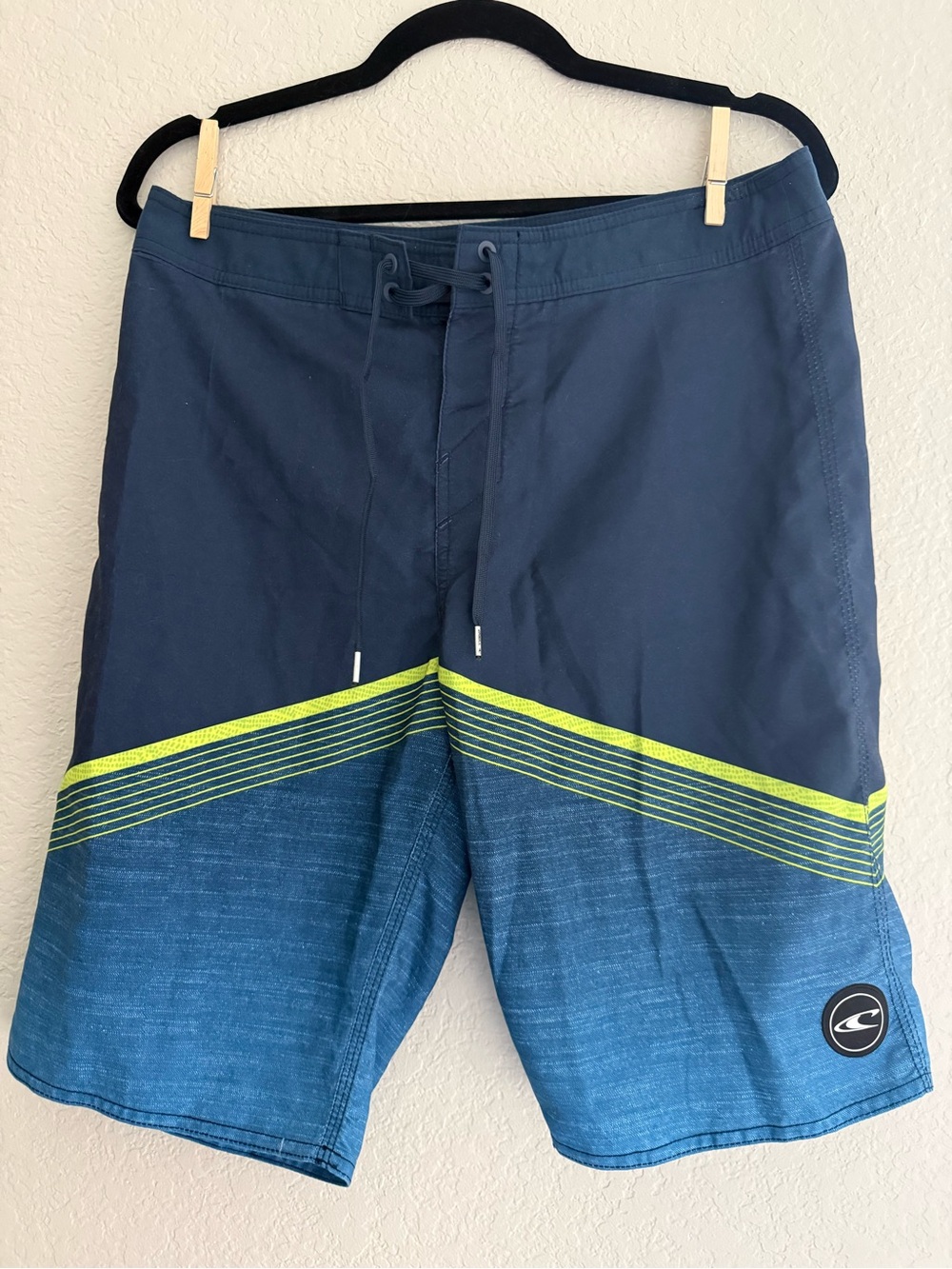 O'Neill Men’s Navy Blue & Teal Stripe Swim Trunks